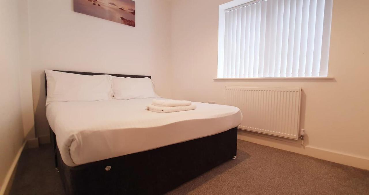 Ilivsidney Appartement Liverpool Buitenkant foto